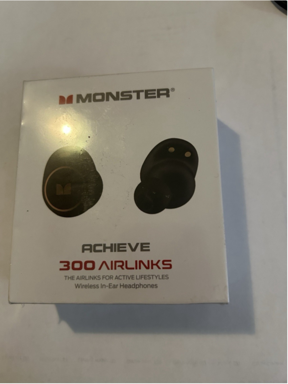 Monster Achieve 300 Airlinks Wireless In-Ear Headphones USB-C Charging Port